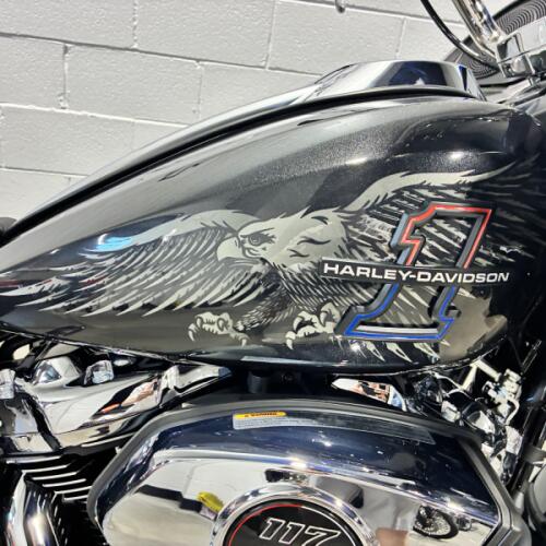 2026 Harley-Davidson® Road Glide® Midnight Ember FLTRX thumb 3