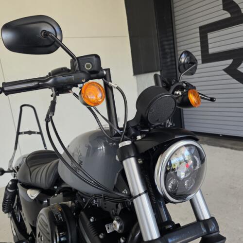 2022 Harley-Davidson® Iron 883™ Gunship Gray thumb 2