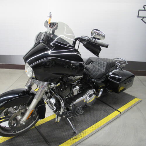 FLHX 2014 Street Glide® thumb 1