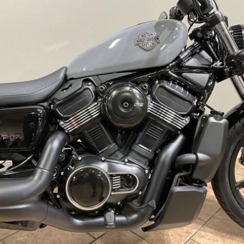 2026 Harley-Davidson® RH975 Nightster® Dark Billiard Gray Black Trim thumb 3