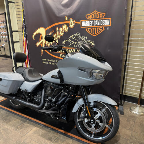 2025 Harley-Davidson® Road Glide® BILLIARD GRAY thumb 3