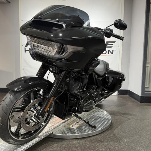 FLTRX 2026 Road Glide® thumb 1