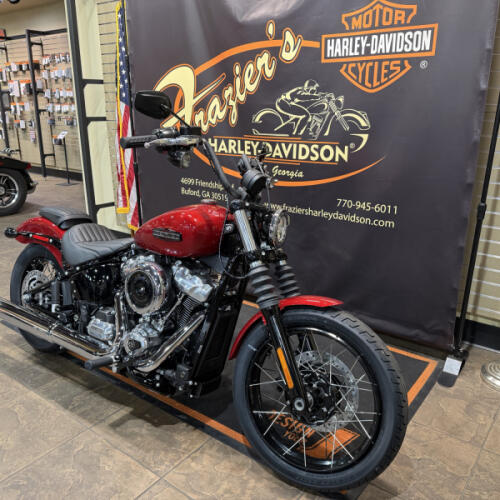 2026 Harley-Davidson® Street Bob® BRILLIANT RED thumb 3