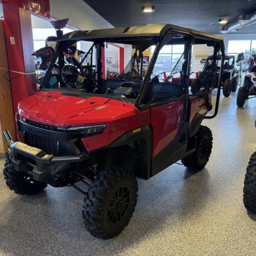 2026 Honda Pioneer 1000-5 Deluxe thumb 1