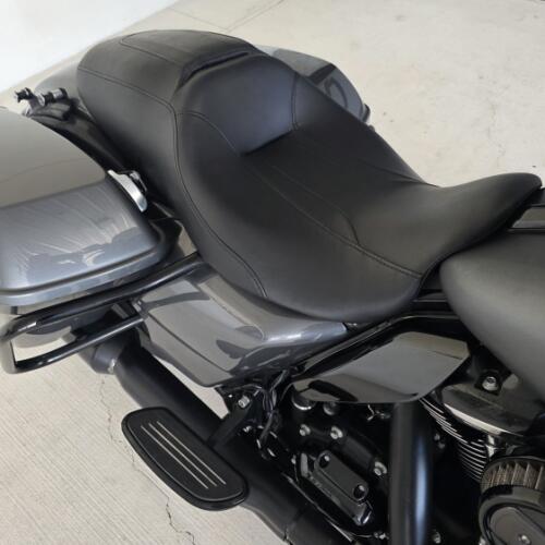 2021 Harley-Davidson® Street Glide® Special Gauntlet Gray Metallic - Black Finish thumb 0