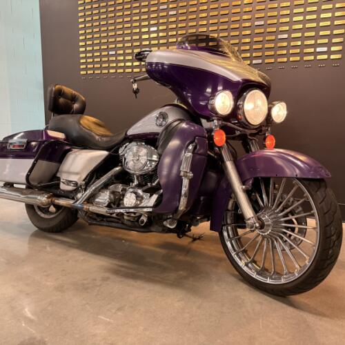2001 Harley-Davidson® Electra Glide® Ultra Classic® Luxury Blue/Diamond Ice thumb 1