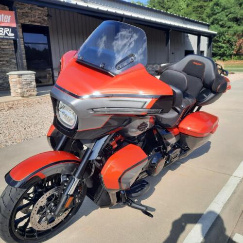 2026 Harley-Davidson® CVO Street Glide Limited thumb 3