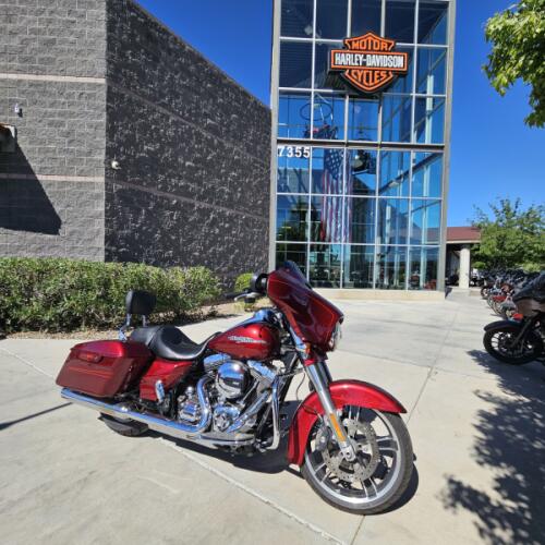 FLHXS 2016 Street Glide® Special thumb 2