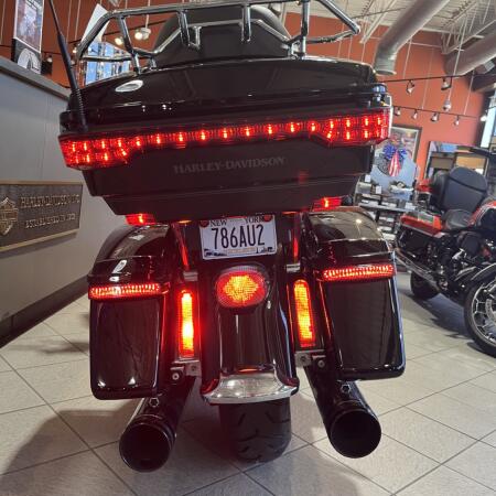 FLTRU 2018 Road Glide® Ultra thumb 2