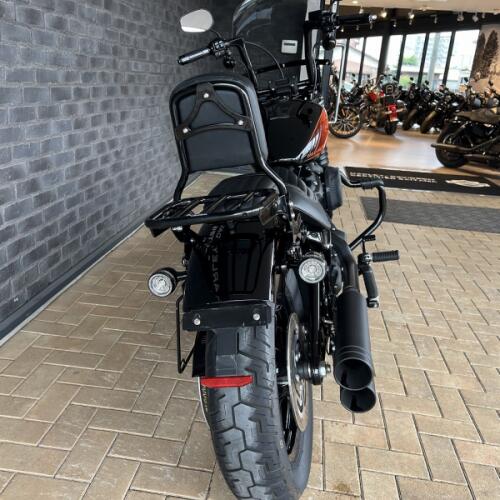 2023 Harley-Davidson® Street Bob® 114 Vivid Black thumb 1