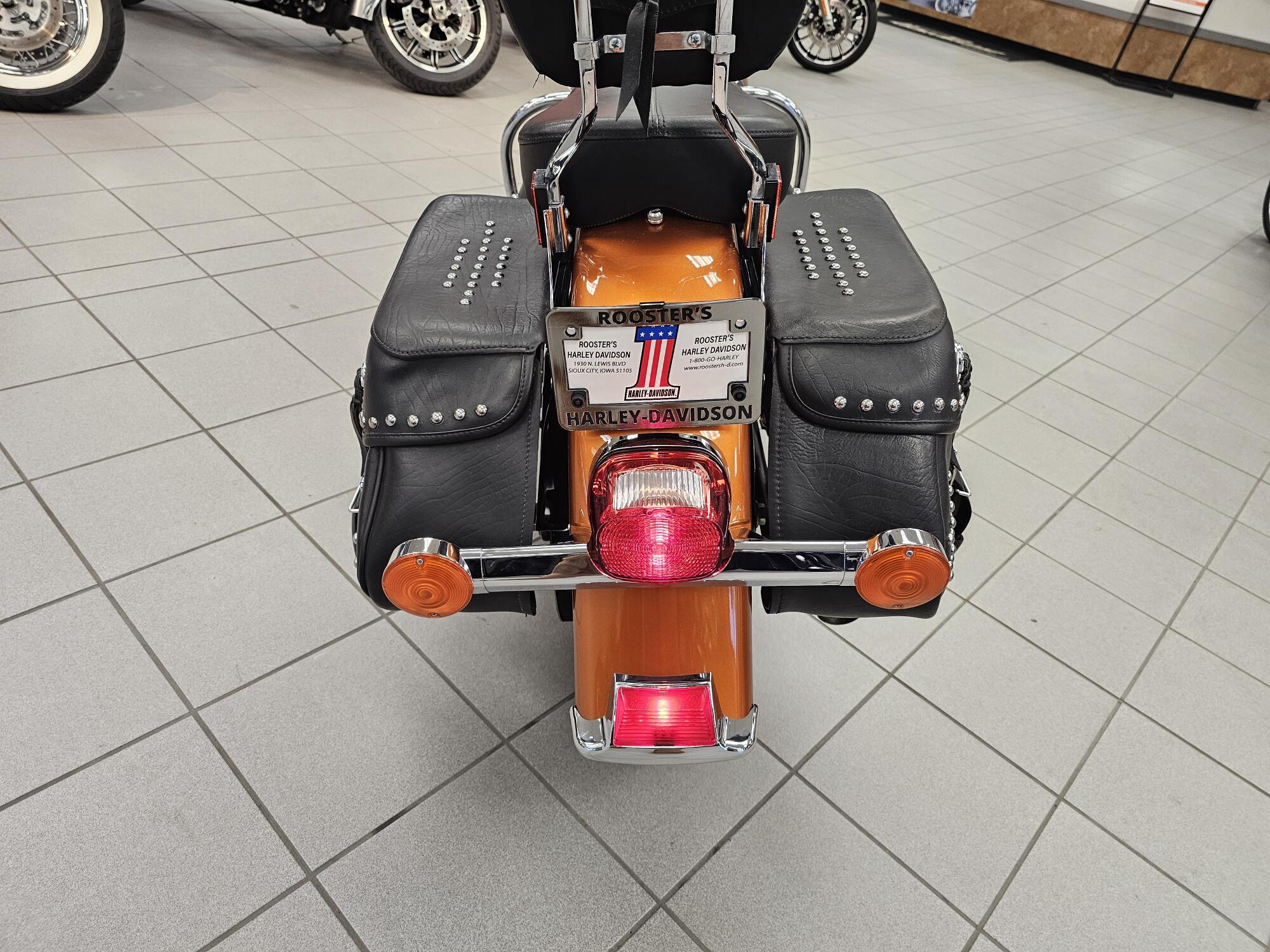 FLSTC 2015 Heritage Softail® Classic, photo 19