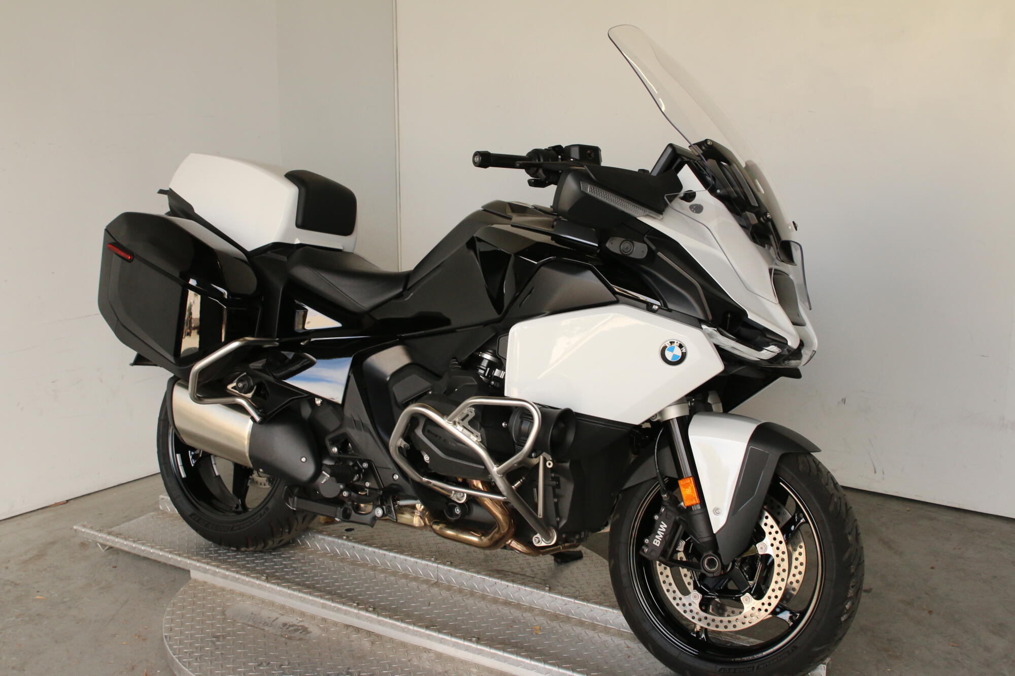 2026 R1300RT-P