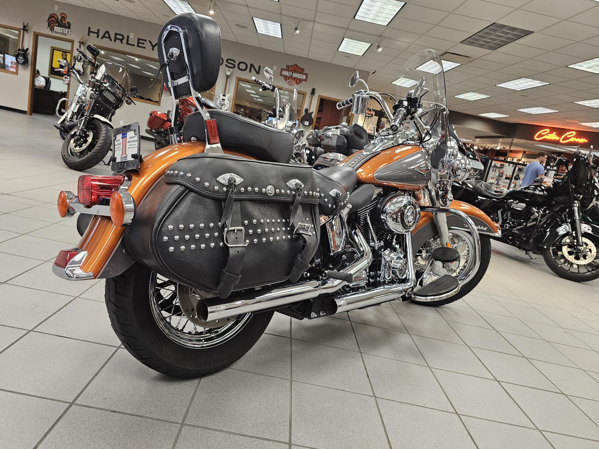 FLSTC 2015 Heritage Softail® Classic, photo 8