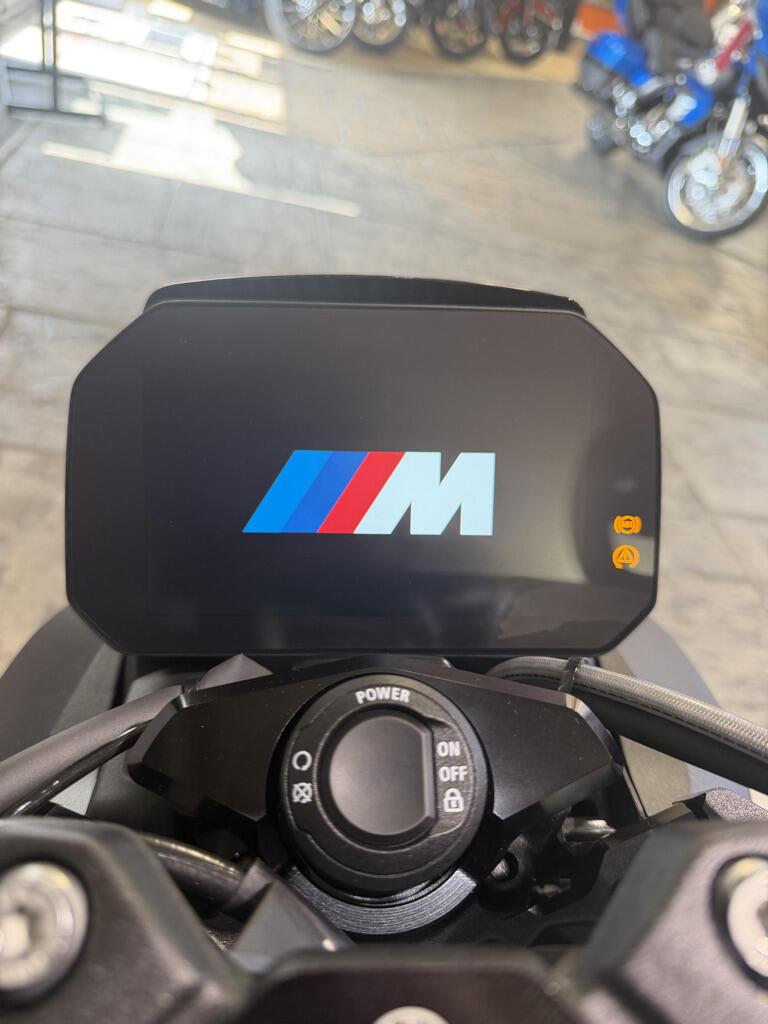 2026 BMW M 1000 R White Aluminum Matte | Carbon Wheels | 460 Miles No Gimmicks, No Hidden Fees, photo 18