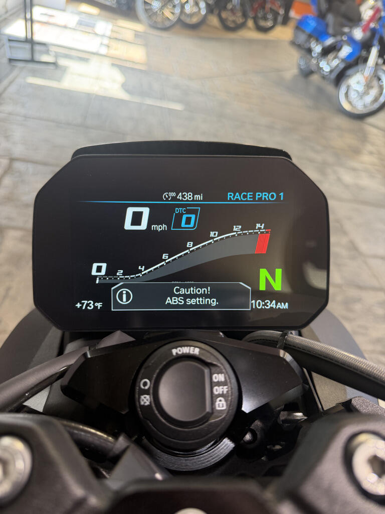 2026 BMW M 1000 R White Aluminum Matte | Carbon Wheels | 460 Miles No Gimmicks, No Hidden Fees, photo 19