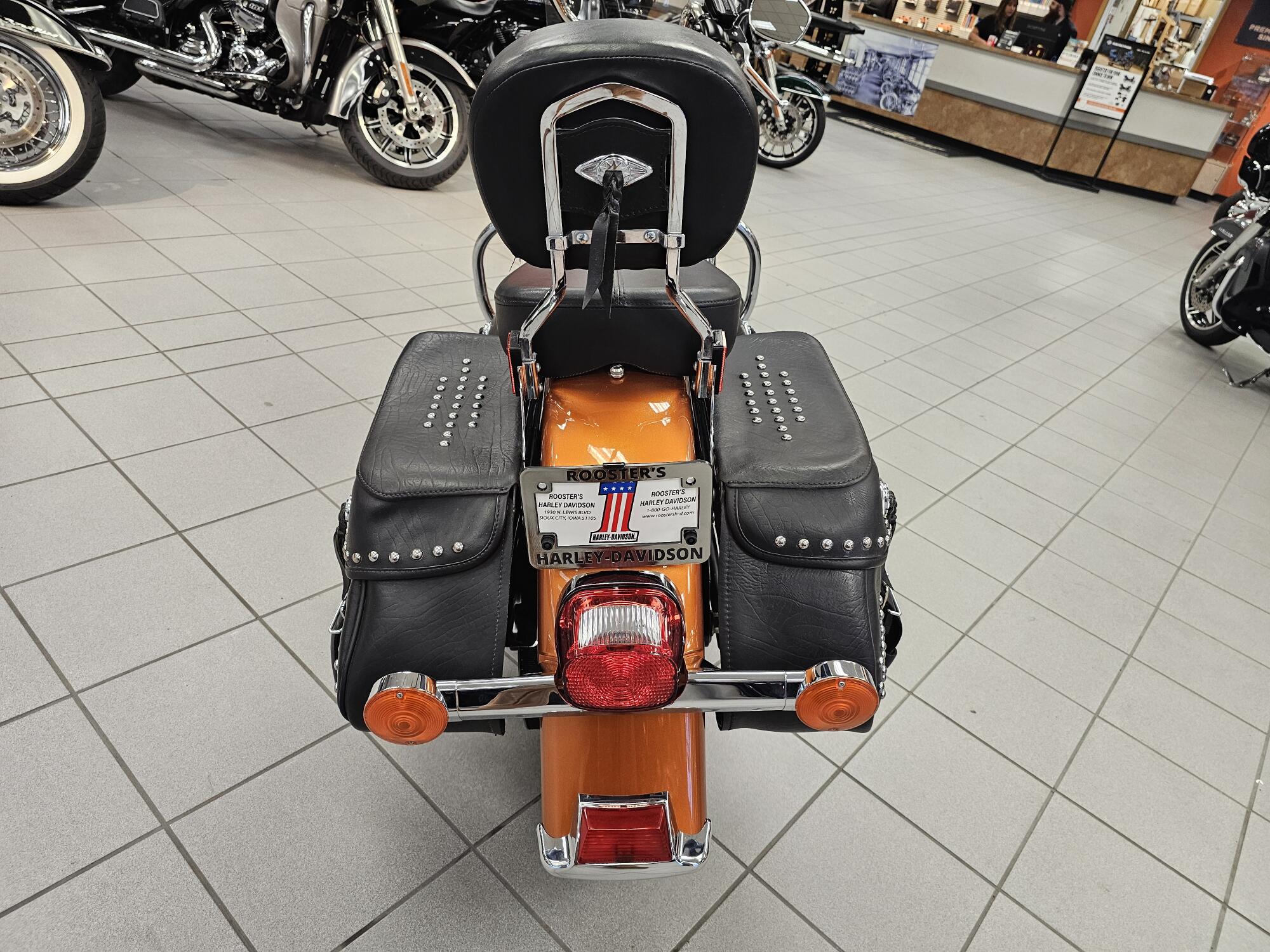 FLSTC 2015 Heritage Softail® Classic, photo 17