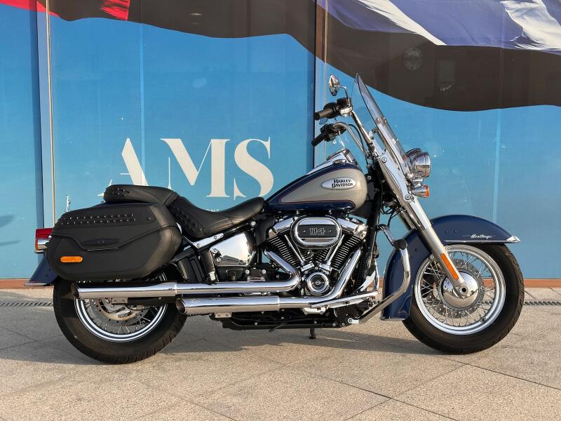2023 Harley-Davidson® Heritage Classic Bright Billiard Blue/Billiard Gray