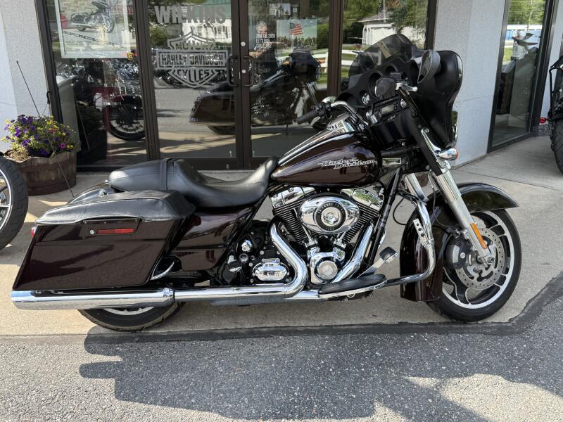 2011 Harley-Davidson FLHX Street Glide in Merlot Sunglo with 6,517 miles
