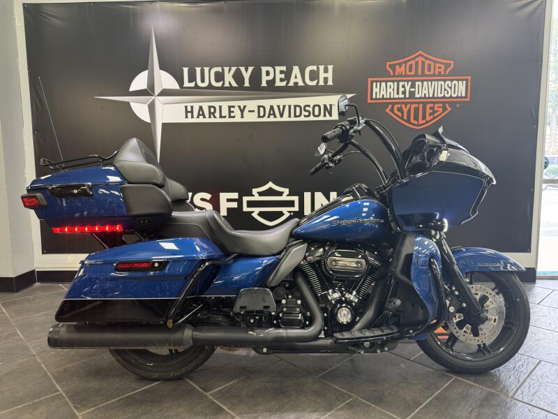 2022 Harley-Davidson® Road Glide® Reef Blue