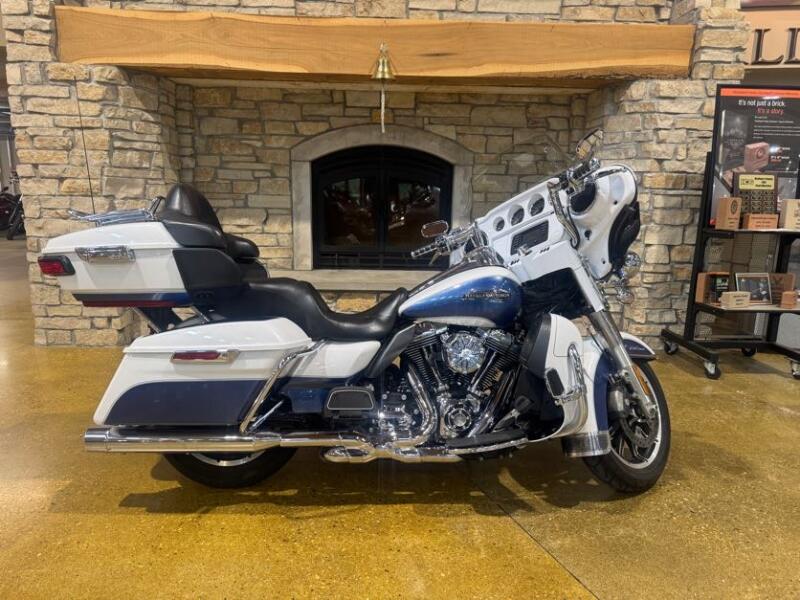 FLHTCUL 2015 Electra Glide® Ultra Classic® Low