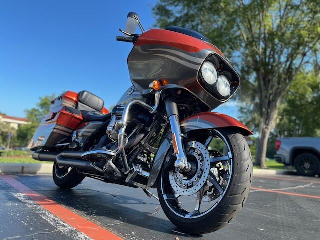 FLTRXSE2 2013 CVO™ Road Glide® Custom