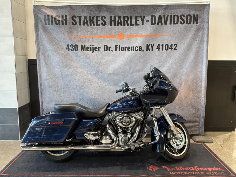 2013 Harley-Davidson® Road Glide® Custom Big Blue Pearl FLTRX103