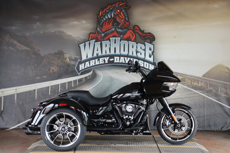 FLTRT 2026 Road Glide 3
