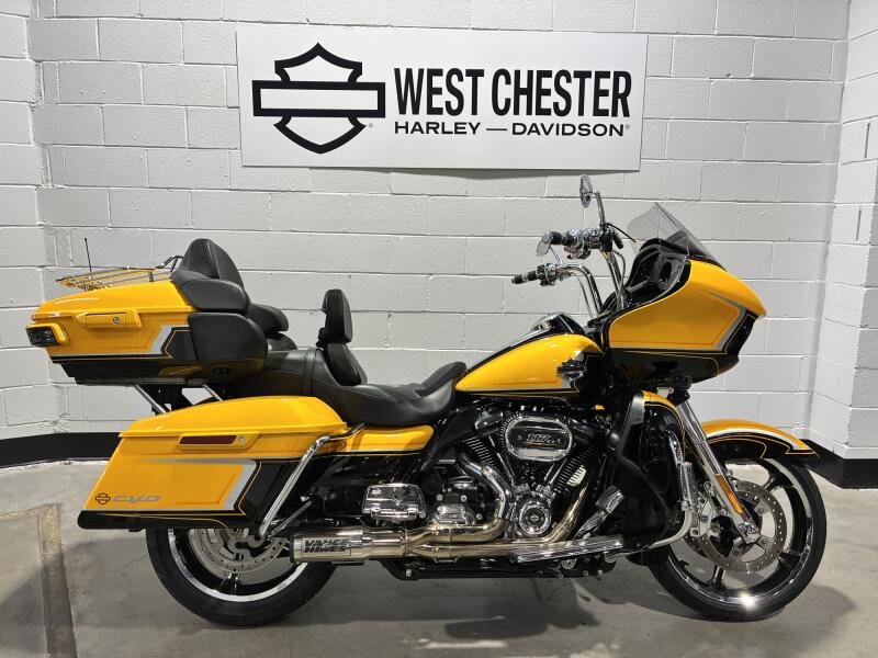 2022 Harley-Davidson® CVO™ Road Glide® Limited Hightail Yellow Pearl FLTRKSE
