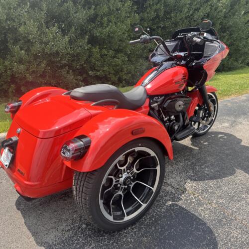 FLTRT 2026 Road Glide 3 thumb 2