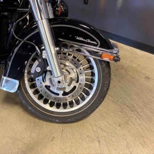 FLHTCU 2009 Electra Glide® Ultra Classic® thumb 2