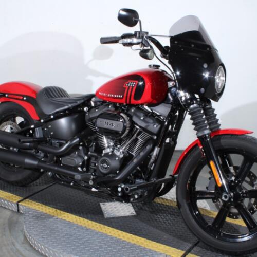 2023 Harley-Davidson Street Bob 114 Cruiser FXBBS thumb 2