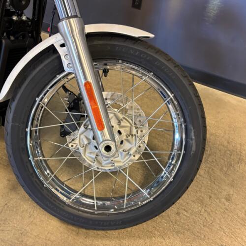 2026 Harley-Davidson® Super Glide® FXD thumb 0