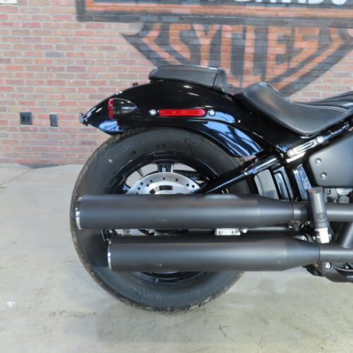 2023 Harley-Davidson® Street Bob® 114 FXBBS thumb 2