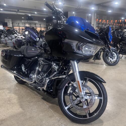 FLTRX 2026 Road Glide® thumb 3