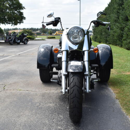 2021 Harley-Davidson® Freewheeler® | Used Three-Wheel Motorcycle thumb 2
