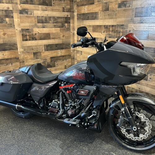2026 Harley-Davidson® CVO Road Glide ST Inferno Gray FLTRXSTSE thumb 3