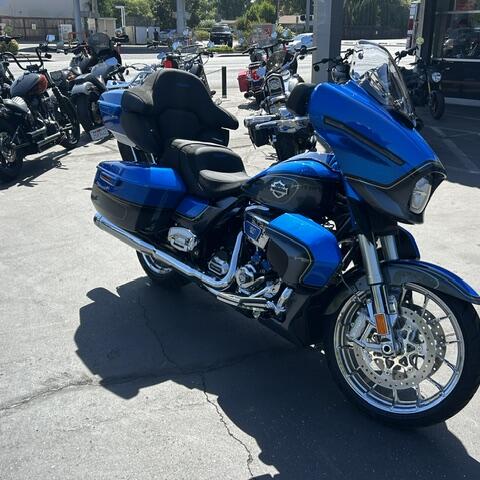 FLHXLSE 2026 CVO Street Glide Limited thumb 3