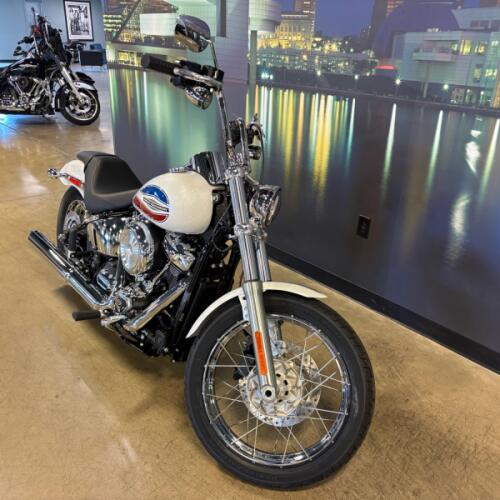 2026 Harley-Davidson® Super Glide® FXD thumb 1