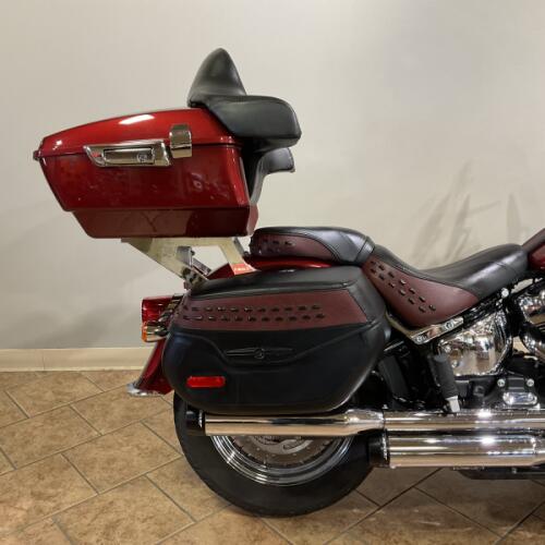 2023 Harley-Davidson® FLHCSANV Heritage Classic Heirloom Red Fade thumb 0