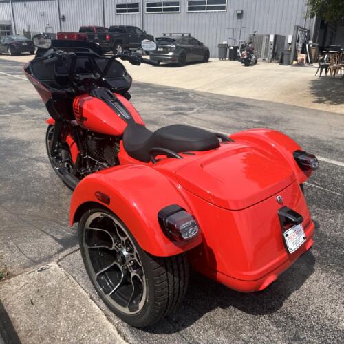 FLTRT 2026 Road Glide 3 thumb 0