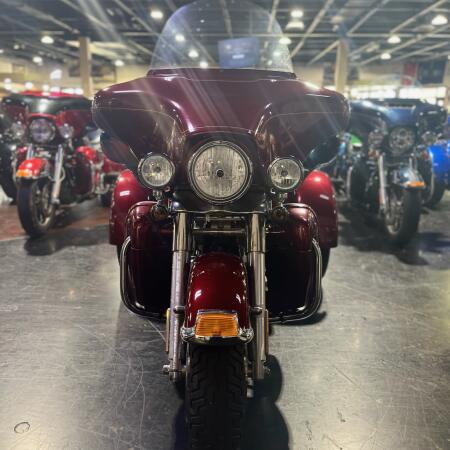 2010 Harley-Davidson® Tri Glide® Ultra Classic® thumb 1