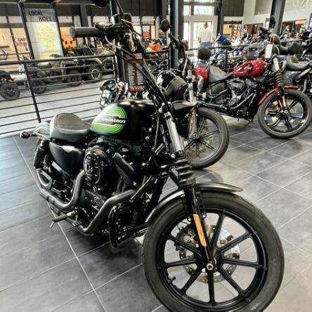 2021 Harley-Davidson® Iron 1200™ thumb 2