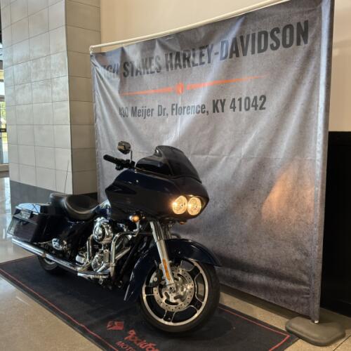 2013 Harley-Davidson® Road Glide® Custom Big Blue Pearl FLTRX103 thumb 3