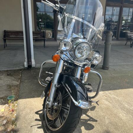 2021 Harley-Davidson® Road King® thumb 1