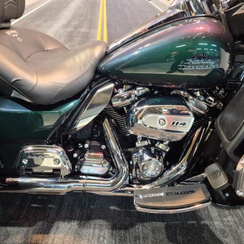2021 Harley-Davidson® Tri Glide® Ultra Snake Venom thumb 0