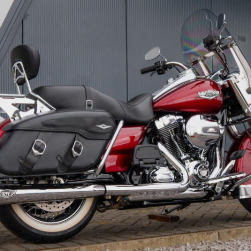 2016 (66) Harley-Davidson Road King Classic thumb 1