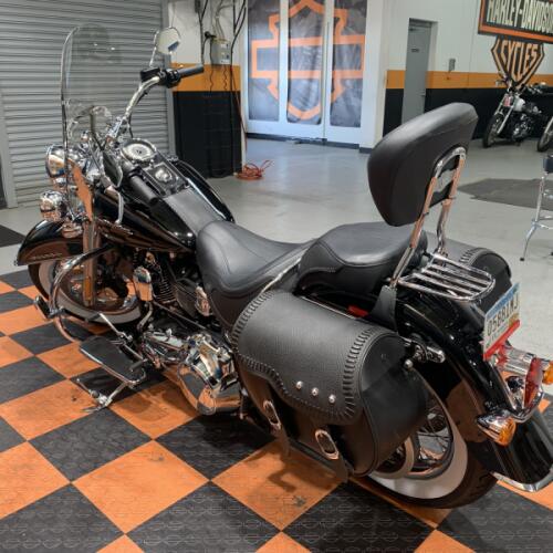 2016 Harley-Davidson Softail Deluxe FLSTN thumb 1