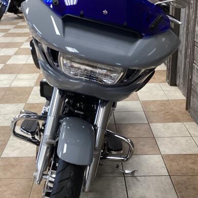 2026 Harley-Davidson® Road Glide® Dark Billiard Gray Black Trim thumb 3