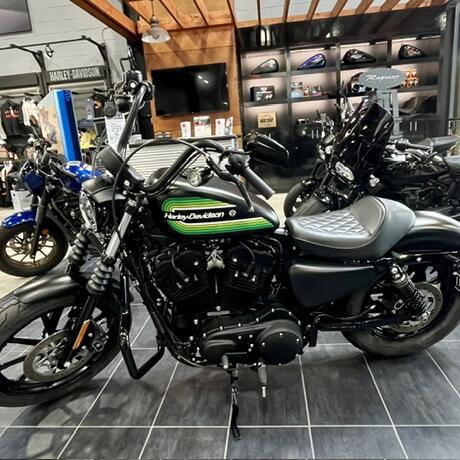 2021 Harley-Davidson® Iron 1200™ thumb 3