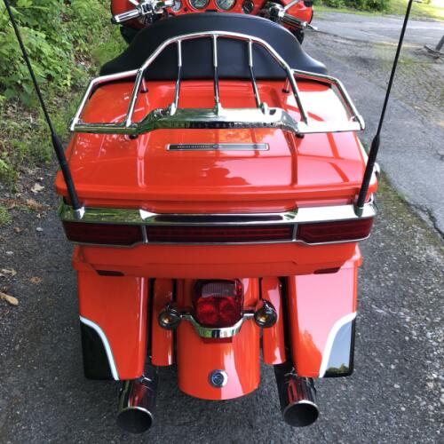 2012 Harley-Davidson® CVO™ Ultra Classic® Electra Glide® Electric Orange & Black Diamond with Big Ci thumb 1